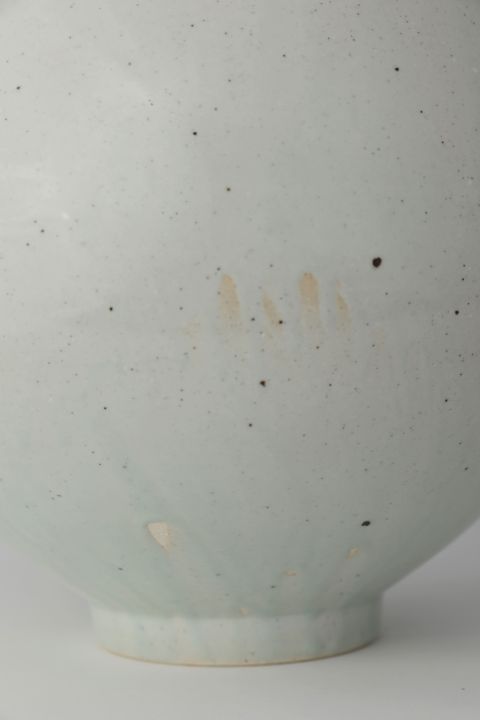 Cb25 Han Collection Shin Chul Moon Jar 2023 Porcelain With Iron Oxide 415x41 5x42cm Image Courtesy Of Ye Studio 4