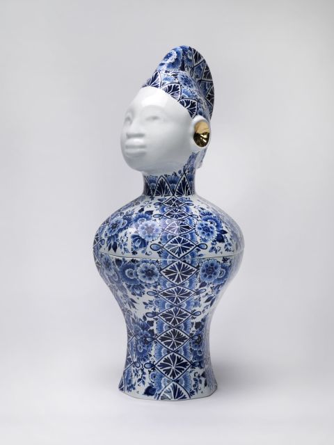 Cb25 Galerie Fontana Boris Van Berkum Kabra Blauw Lidded Vase Decoraction Diamond 2022 100x47x47cm