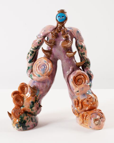 Cb26 Jarmuschekpartner Malwine Stauss Hello Earth 36x32x15 Copyright By The Artist With Courtesy Of Jarmuschekpartner