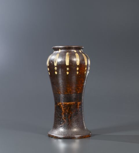 Cb26 Lancz Finch William Vase1