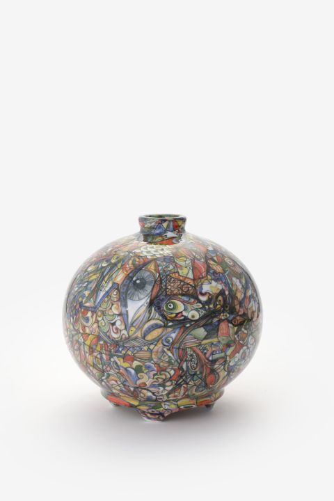 Cb25 Han Collection Lee Chang Su Vase 2023 Porcelain 16x19x19cm Image Courtesy Of Ye Studio 1